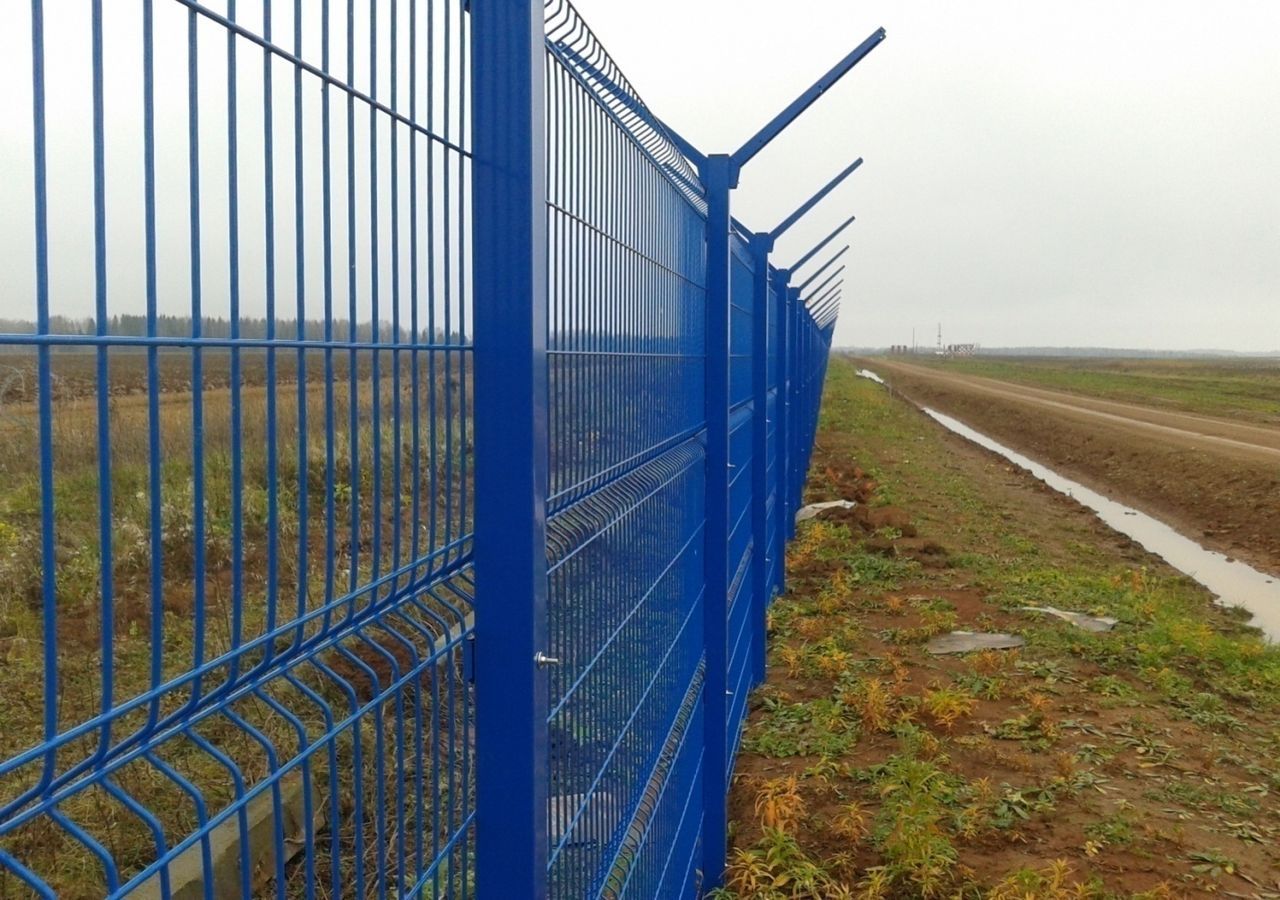 монтаж 3д забора на даче